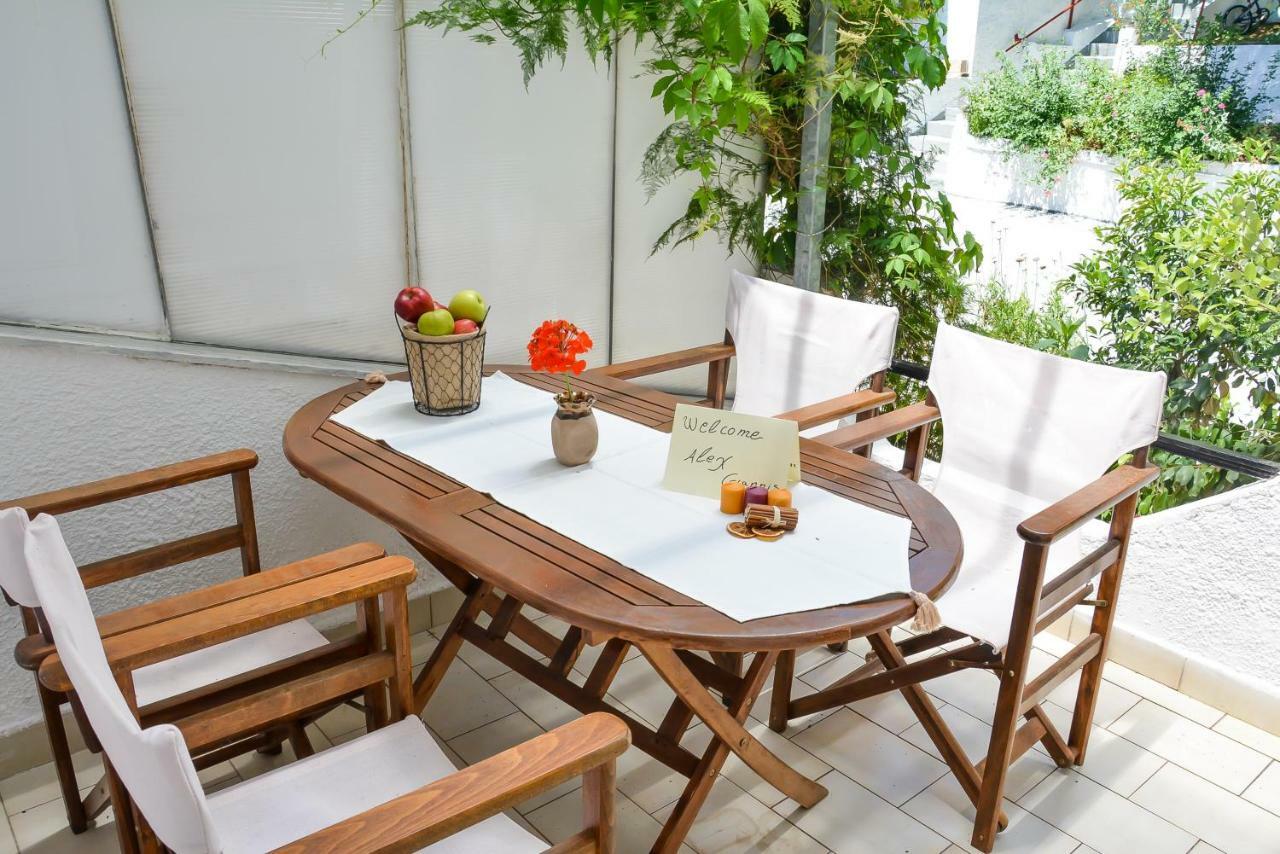 Alex-Giannis Apartments, Барбати Екстериор снимка